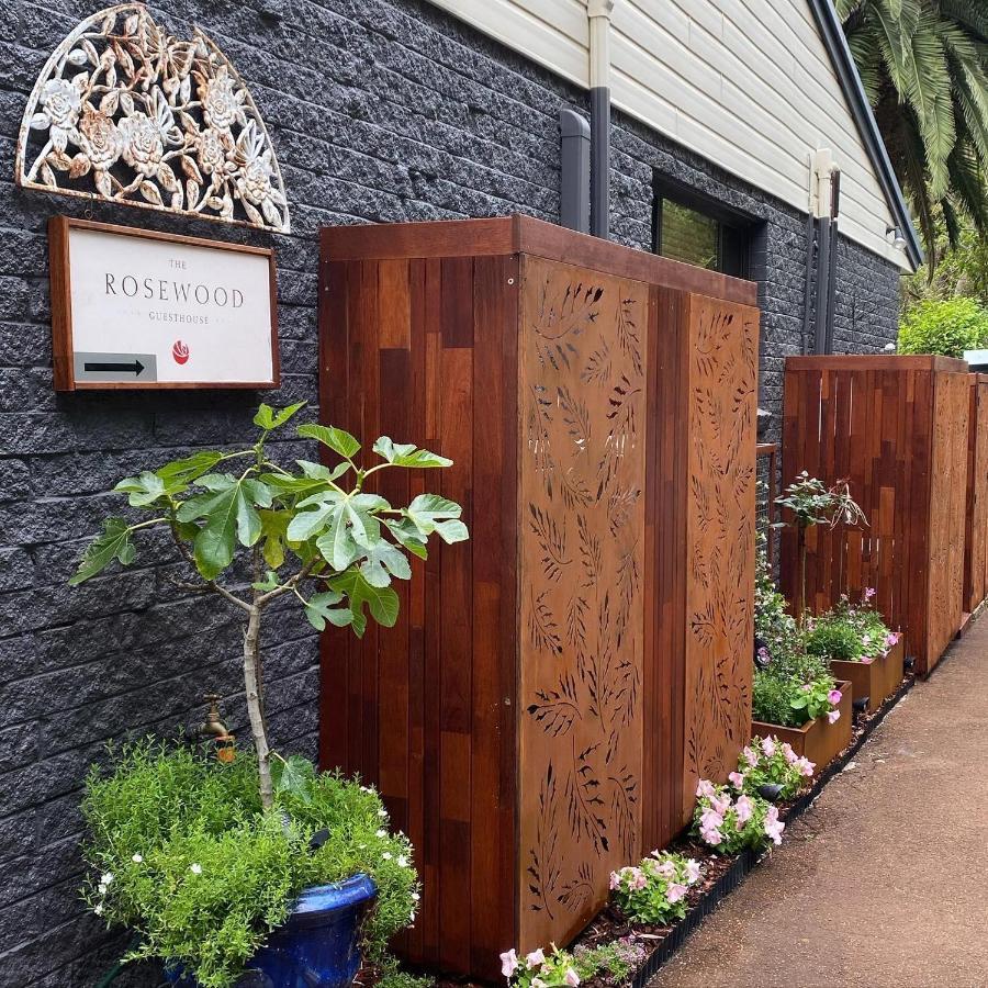 Guest house Rosewood